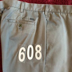 IZOD #608 - 42W X 30L Olive Green Khakis